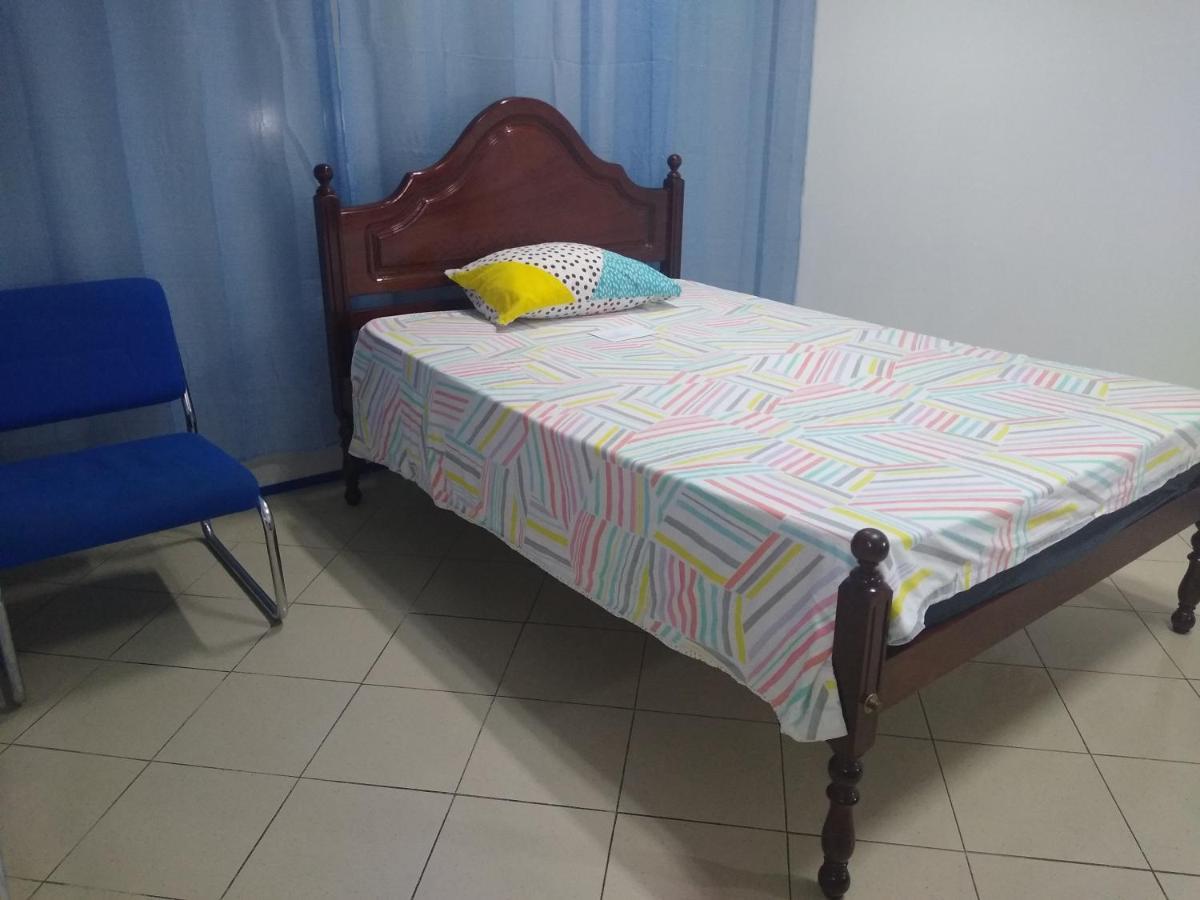 Melaya Budget Hostel FAO Exterior photo
